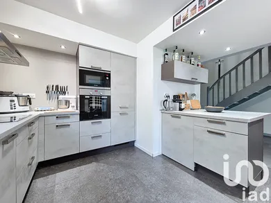 House at Le Puy-en-Velay (43000)