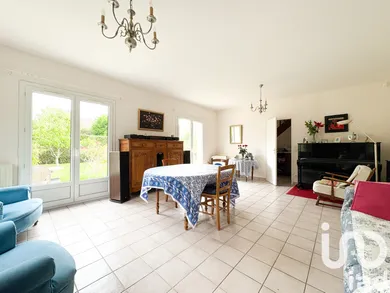 Maison traditionnelle à Mennecy (91540)