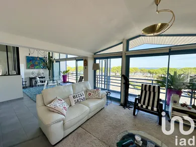 Appartement à Carcans (33121)