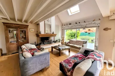 Detached house at Saint-Fuscien (80680)