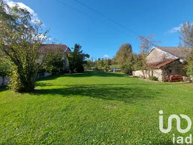 Maison de village à Orgelet (39270)