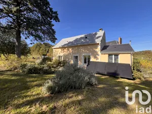 Village house at Luché-Pringé (72800)