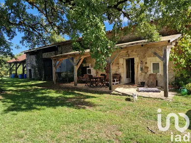 Longere at Saint-Martial-de-Valette (24300)