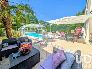 Mansion at Orgeval (78630)