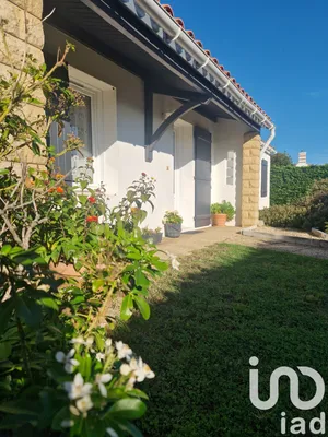 House at Le Fenouiller (85800)