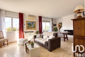 Appartement à Saint-Raphaël (83700)