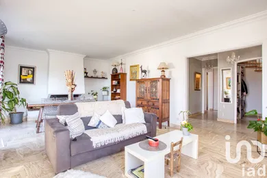 Appartement à Saint-Raphaël (83700)