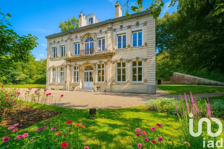 Maison 8 pièces 342 m² · à Blendecques · 342 m² · 699 000 €