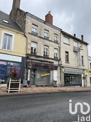 Building at Vierzon (18100)