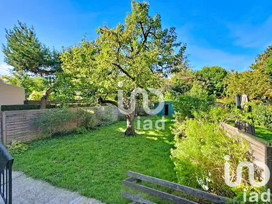 Maison à Suresnes (92150)