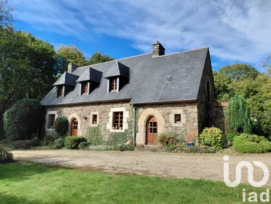House in Treffrin (22340)