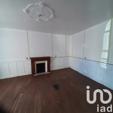 Immeuble à Plonévez-du-Faou (29530)