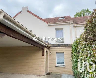 House at Sainte-Geneviève-des-Bois (91700)