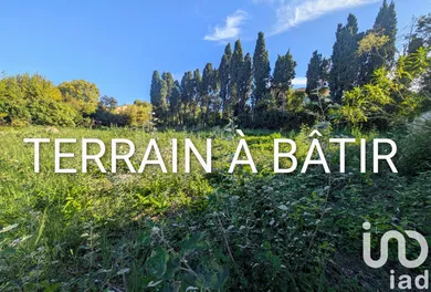 Terrain à bâtir à Saint-Rémy-de-Provence (13210)