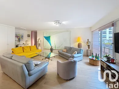 Apartment in Levallois-Perret (92300)