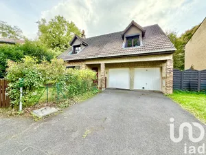 Traditional house at Draveil (91210)