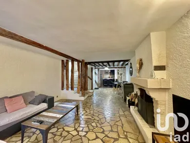House in Vigny (95450)