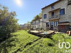 Maison de village à Neuville-sur-Ain (01160)