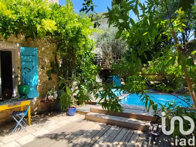 Maison de village à Aujargues (30250)