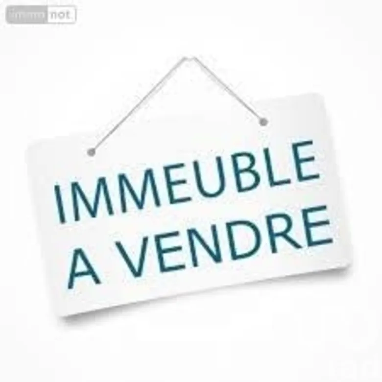 Immeuble 400 m² · à Auchel · 400 m² · 330 000 €
