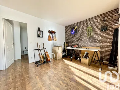 Apartment in Meudon (92190)