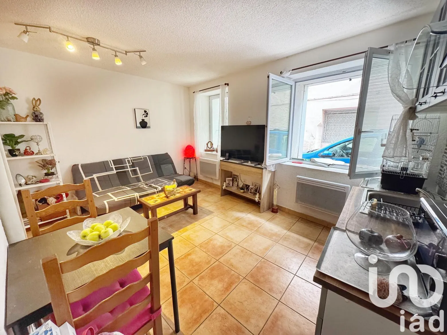 Vente appartement à Solliès-Pont (83210) : appartement 1 pièce 26 m² - 1857692 — 2