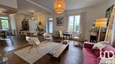 Townhouse in Niort (79000)