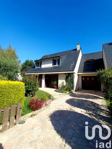 House at Saint-Barthélemy-d'Anjou (49124)