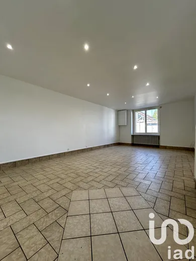 Maison de ville à Saint-Jean-de-la-Ruelle (45140)