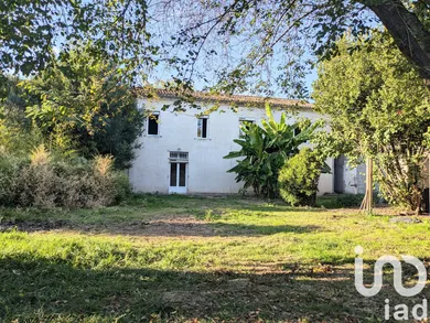 Townhouse in Villegouge (33141)