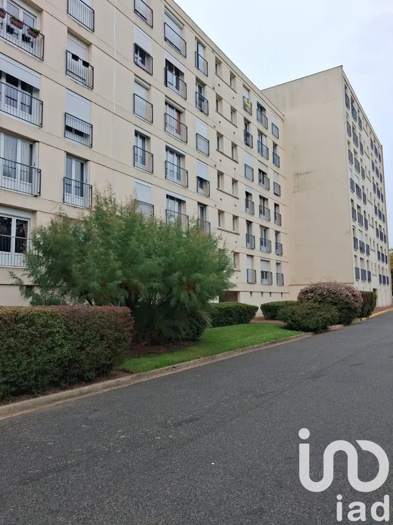 Appartement 4 pièces 68 m² · à Lucé · 68 m² · 124 000 €