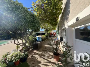 House at Pineuilh (33220)