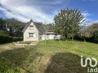 House at Courtenay (45320)