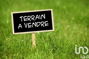 Terrain à Saint-Martin-de-Hinx (40390)