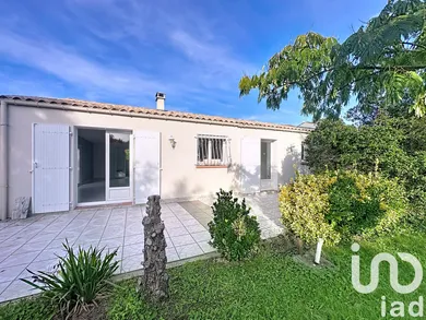 House at Saint-Jean-de-Liversay (17170)