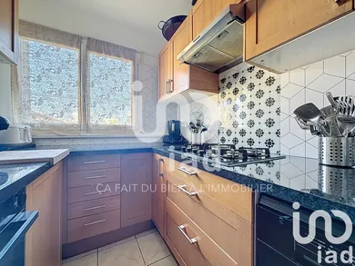 Apartment in Épinay-sous-Sénart (91860)