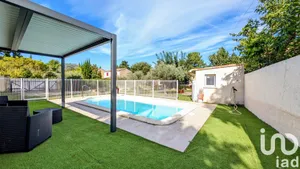 Maison à Robion (84440)