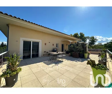 Apartment in Avignon (84140)