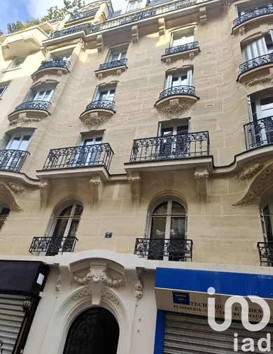 Apartment at Paris (75015)