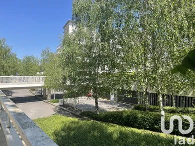 Parking à Bordeaux (33100)