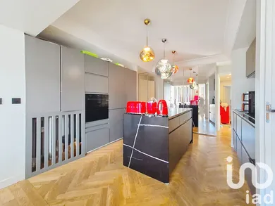 Appartement à Paris (75017)