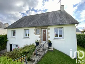 Maison traditionnelle à Pleudihen-sur-Rance (22690)