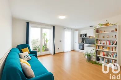 Apartment in Bobigny (93000)
