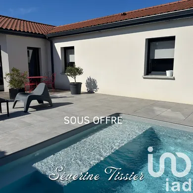 Maison à Saint-Bonnet-les-Oules (42330)