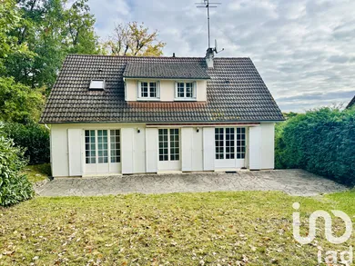 House at Barjouville (28630)