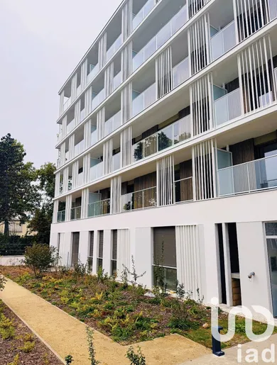 Apartment in Bondy (93140)