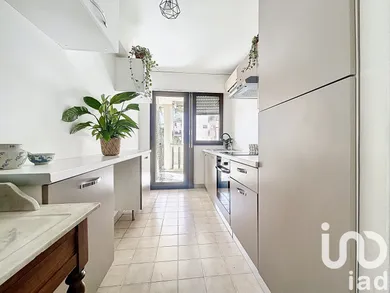 Apartment in Cannes (06400)