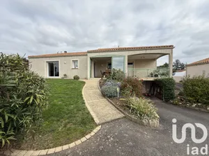 House in La Tardière (85120)