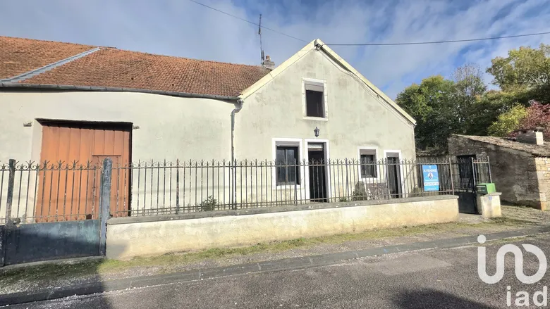 Maison 6 pièces 100 m² · à Châteauvillain · 100 m² · 35 000 €