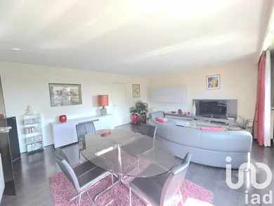 Apartment in Bondy (93140)